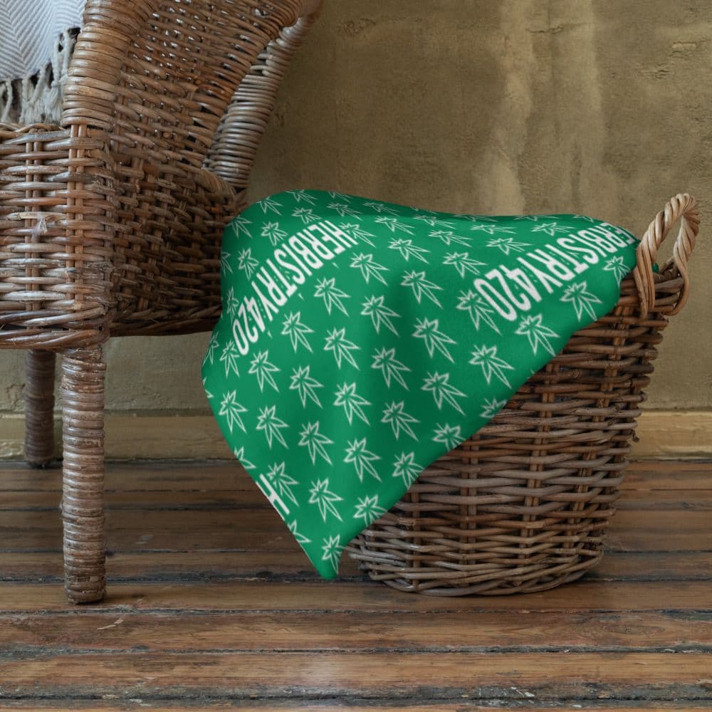 H420 Leaves – Throw Blanket